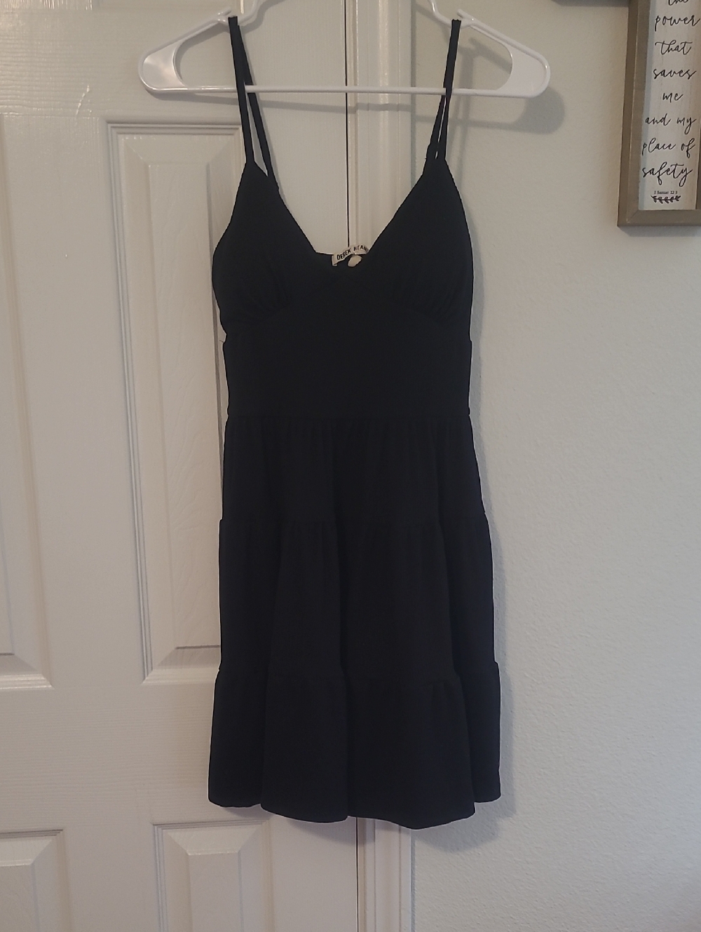 Derek Heart Black Tiered Spaghetti-Strap Mini Dress. Nwot Never Worn